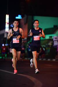 BIB: 25981, 25340
                            <button type="button" onclick="openModal(15263138)" class="btn btn-primary btn-sm float-right btn-popup" data-toggle="modal" data-target=".modal-high-quality">
                        <i class="fas fa-shopping-cart"></i> Add to Cart
                    </button>
                                            <button type="button" onclick="isThisMe(15263138, true)" class="btn btn-success btn-sm float-right btn-popup btn-isme hidden" data-toggle="tooltip" data-placement="bottom" title="นี่คือรูปของคุณใช่ไหม คลิกที่นี่เพื่อเอาเข้าอัลบั้ม">
                        <i class="fas fa-plus"></i> Add to album
                    </button>
                    <button type="button" onclick="isThisMe(15263138, false)" class="btn btn-warning btn-sm float-right btn-popup btn-isnotme hidden">
                        <i class="fas fa-ban"></i> Remove from album
                    </button>